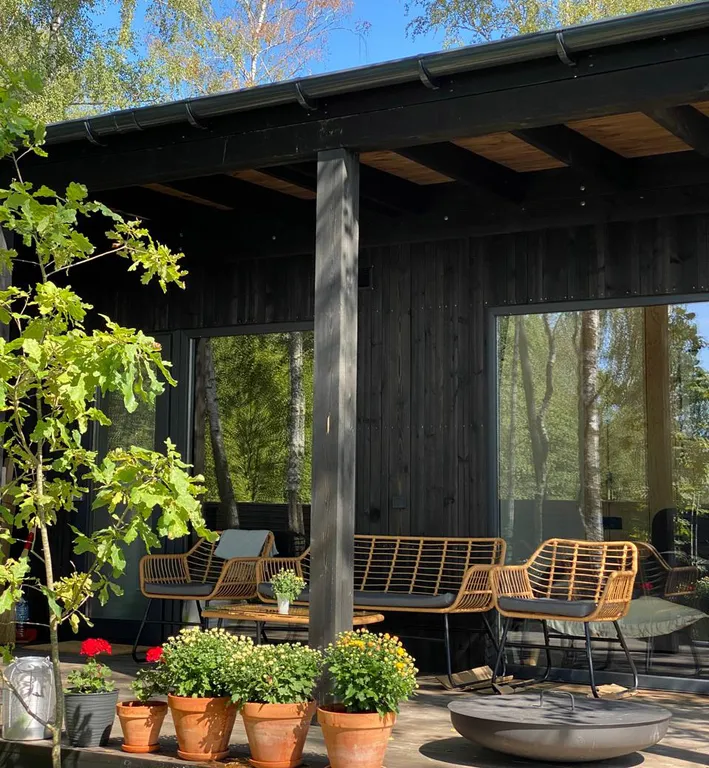 Скандинавский дом с джакузи, сауной и видом на живописное поле