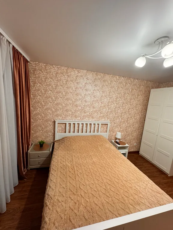 Омск Кировский у ТЦ Мега