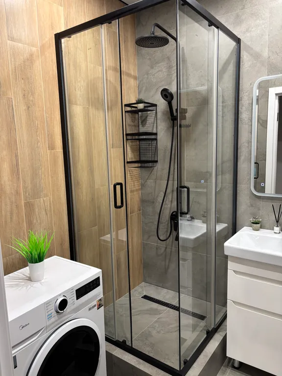 Квартира в новостройке в непосредственной близости к скверу Героев