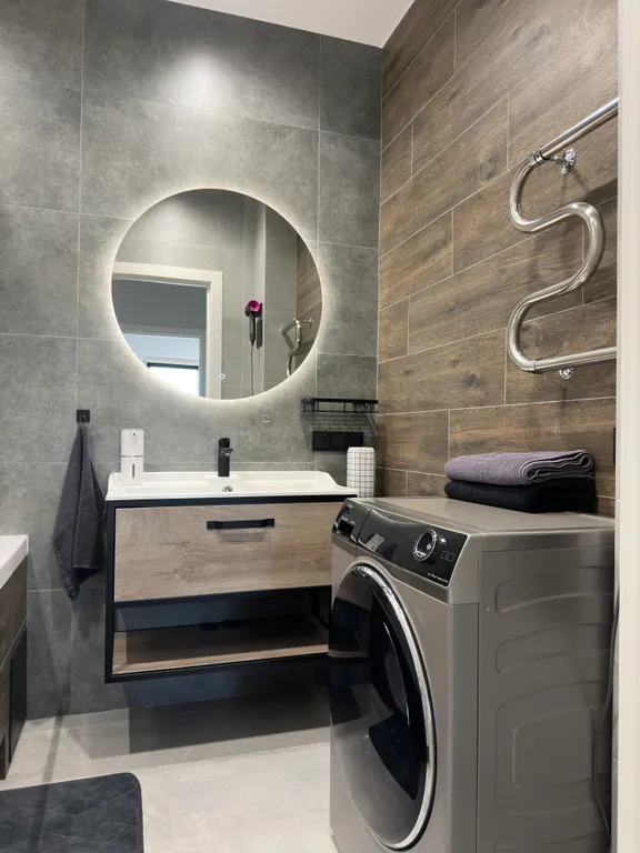 Видовая четырехкомнатная квартира в расширенном центре