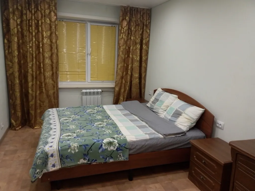 Уютная квартира в центре Гидростроителя — аренда посуточно в Братск