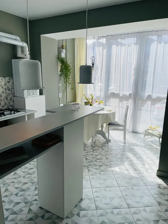 Квартира с цветами — аренда посуточно в Таганрог