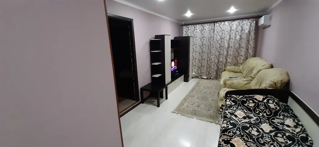 3-комнатная Квартира — аренда посуточно в Сальск