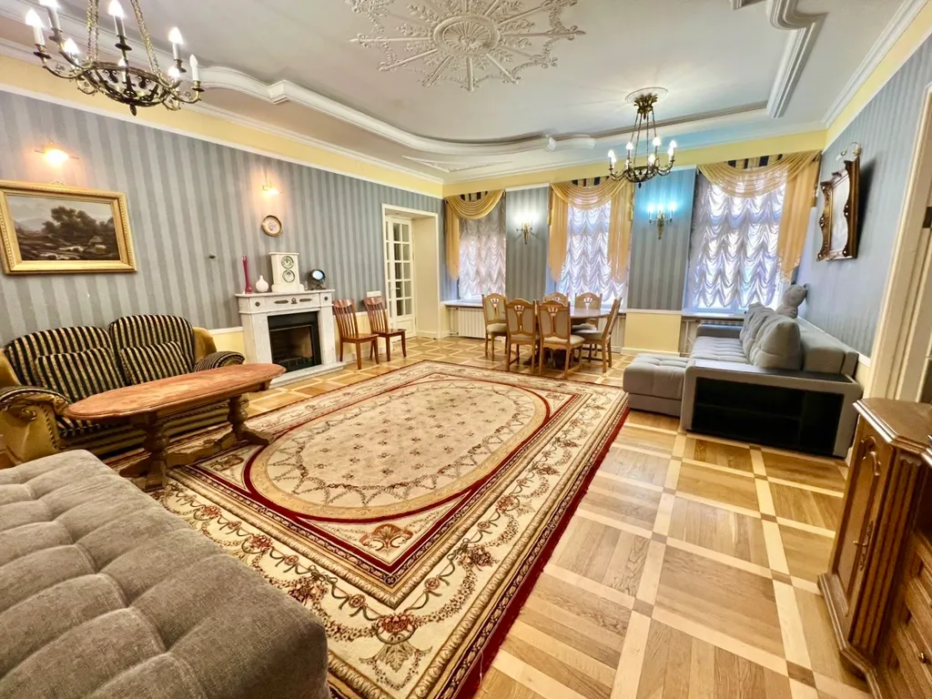 Квартира Просторная квартира возле Эрмитажа — Санкт-Петербург