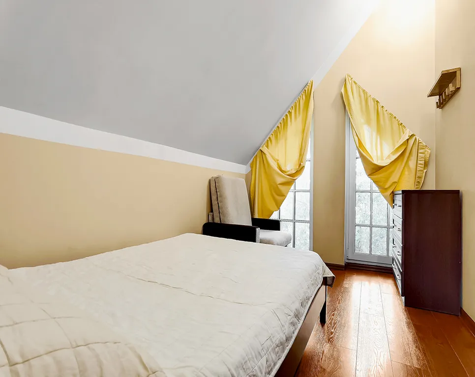 Дом с тёплым бассейном и камином Рощино Солнечный