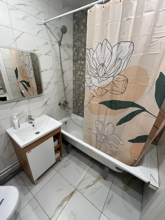 Уютная квартира с хорошим ремонтом в новом Жк