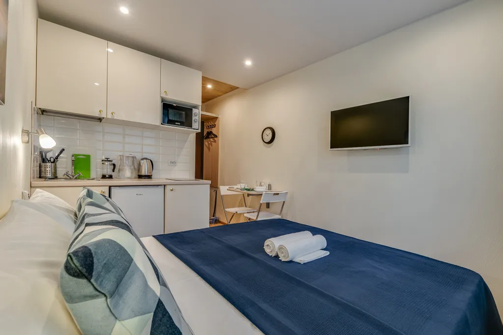 Квартира Квартира Уютная студия у метро Комендантский проспект — Санкт-Петербург