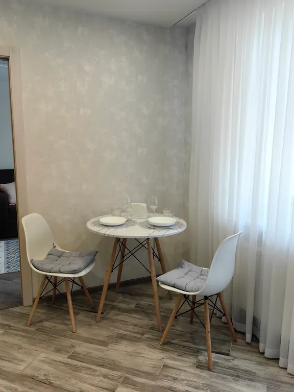 Full House Apartment