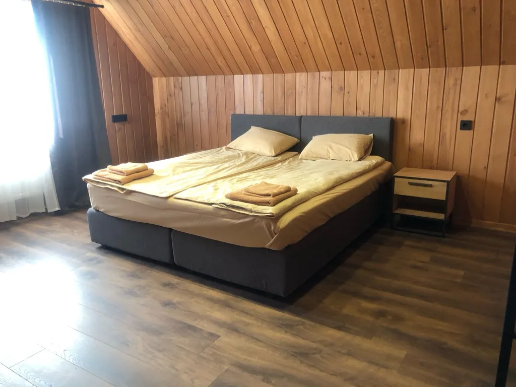 6-комнатный Дом