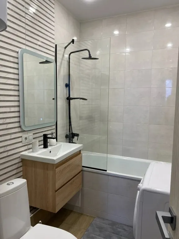 Сoвpеменнaя cтудия возлe Баскет Xoлла