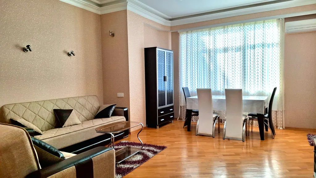 2-комнатная квартира в новопостроенном доме в центре