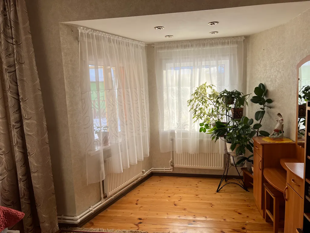 Уютный дом у Васильевского монастыря