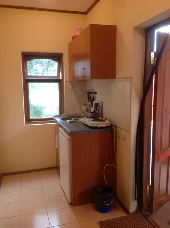 Уютный коттедж с бассейном с морской водой