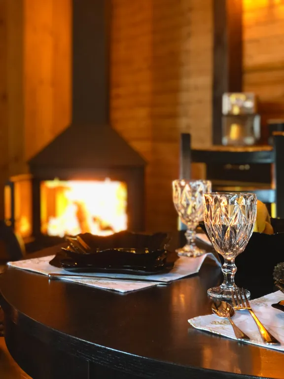 Дом Релакс'Ель с природным шармом рядом с Москвой и горячей джакузи