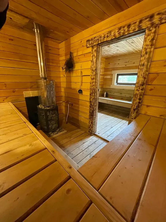 Уютный дом вдали от шума