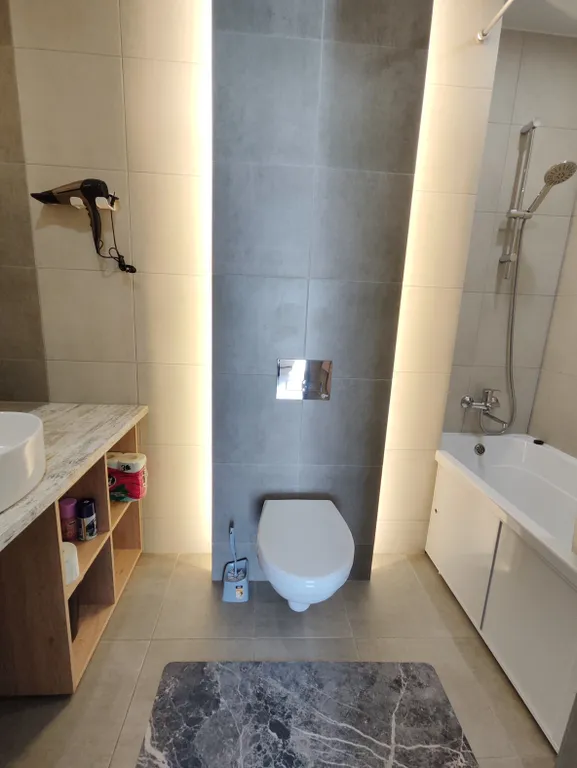 Шикарная просторная студия в центре города