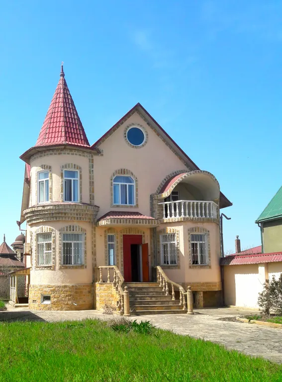 Дом на берегу моря