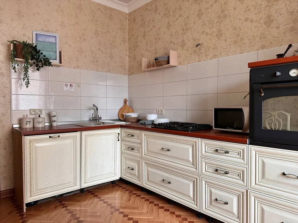 Просторная квартира в центре города рядом с Джума-мечетью