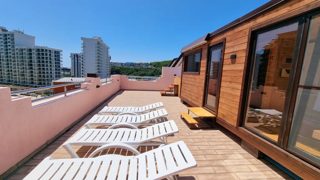 Таунхаус с панорамной эксплуатируемой крышей