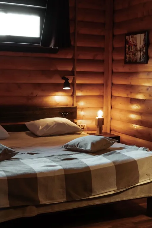 Двухкомнатный дом с верандой и панорамными окнами