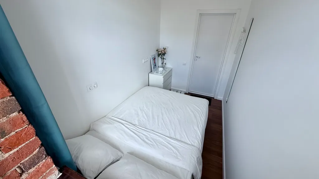 Уютная комната в стиле Лофт у метро Парк Культуры