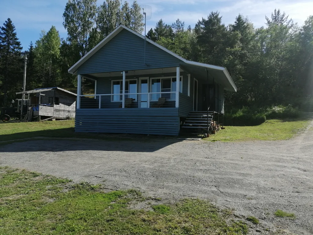 Дом на берегу Ладожского озера