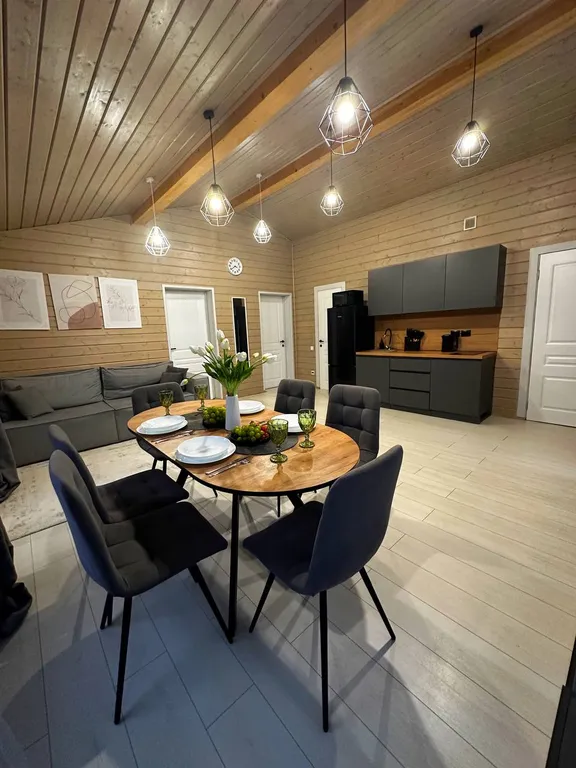 Дом 452 с тремя спальнями, русской баней и чаном