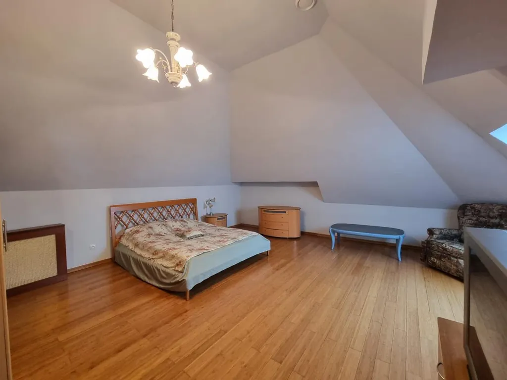 Вилла с бассейном и видом на море