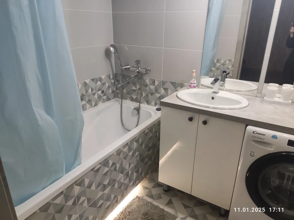 Милая новая студия с кофемашиной