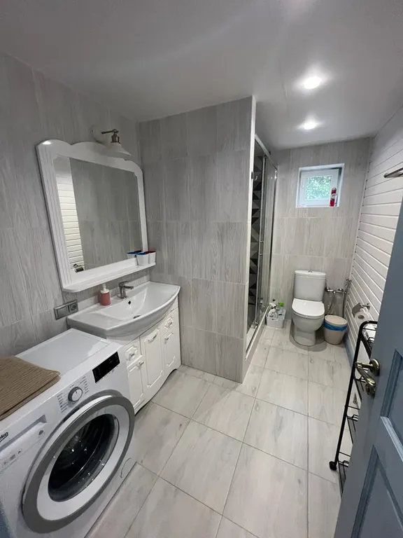 Усадьба с теплым бассейном