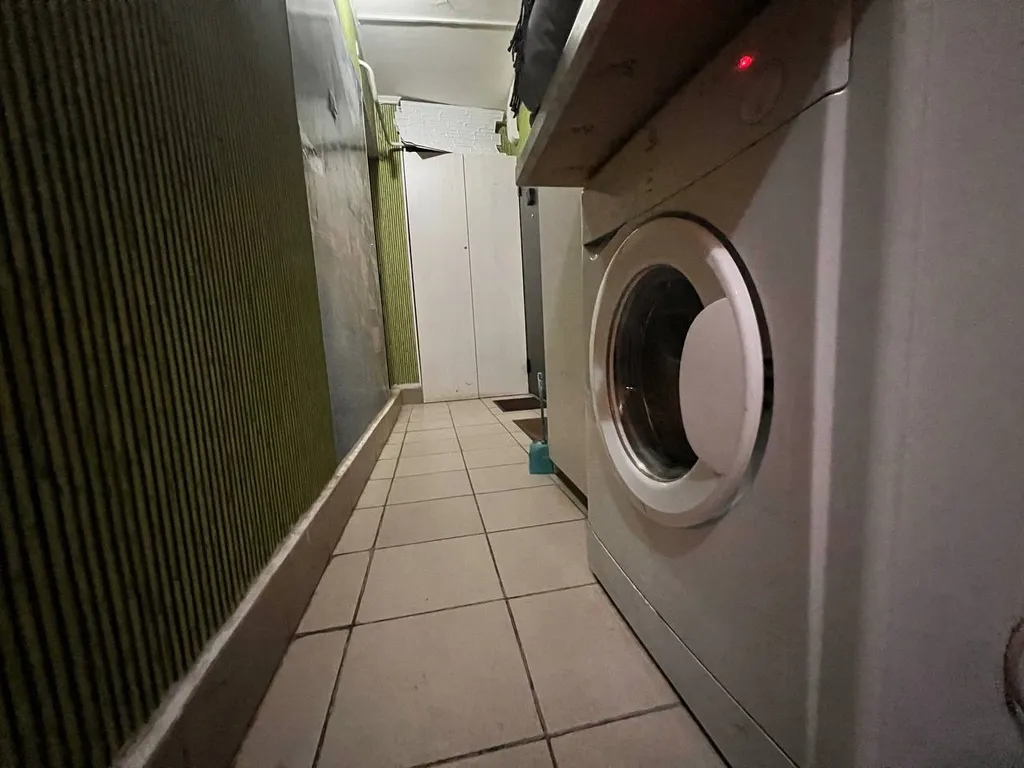 Мини - студия  эконом в центре  города