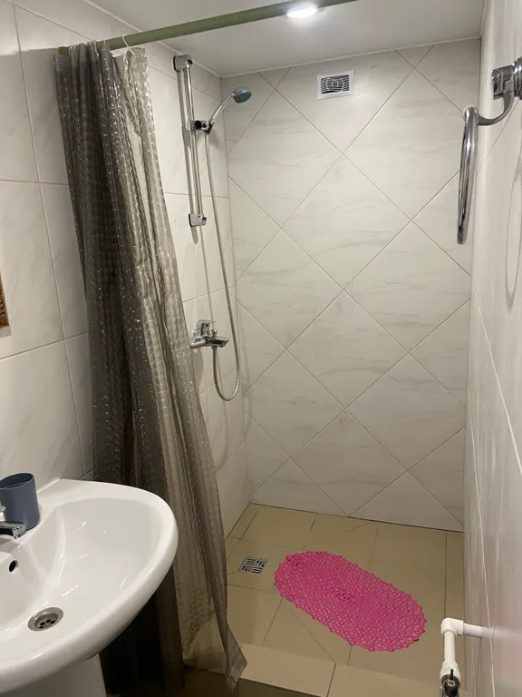 Квартира Квартира Уютный номер в мотеле на берегу реки Волхов — Великий Новгород