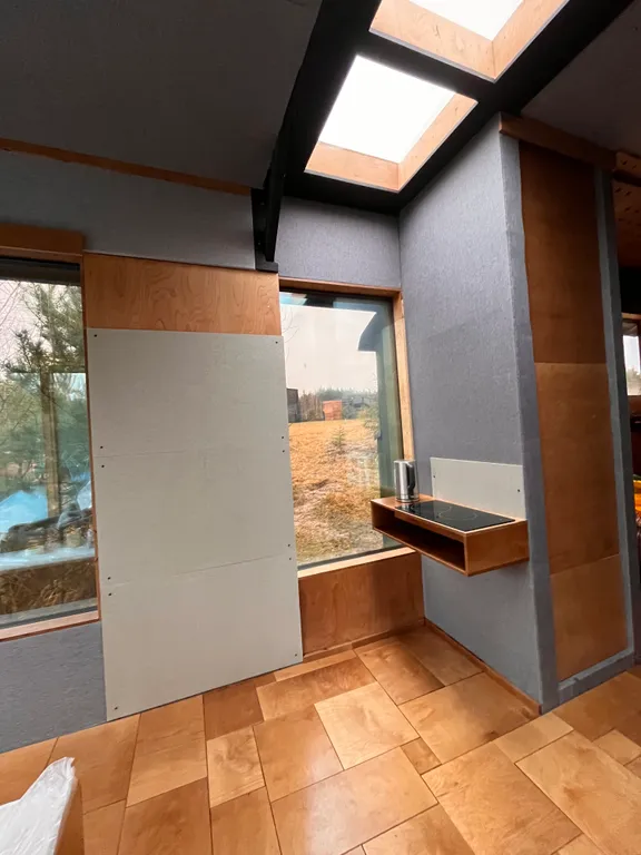 Домик на озере