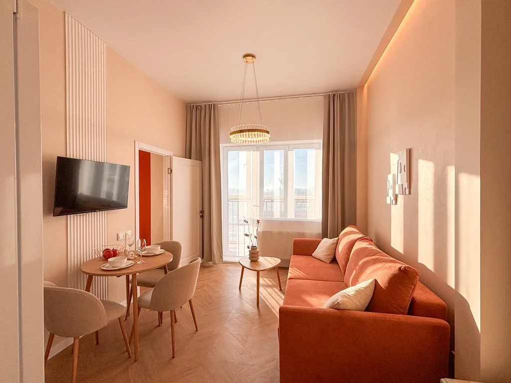 Видовые апартаменты на 21 этаже с панорамным балконом. Пока свободно!