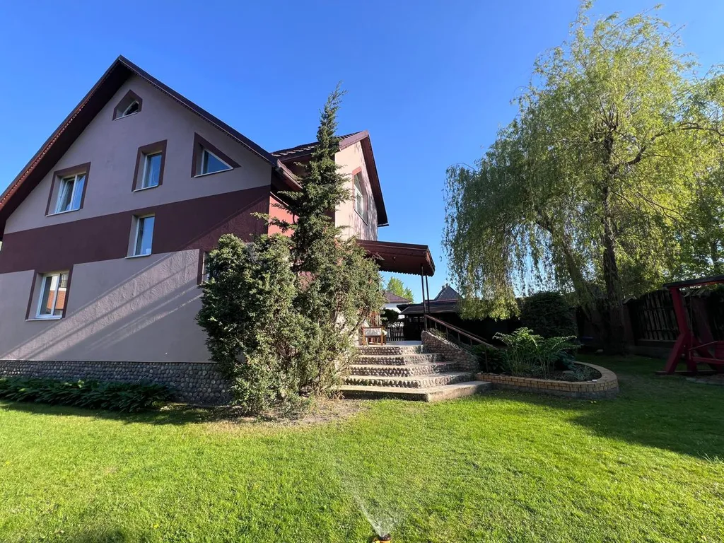 Дом у моря для большой компании