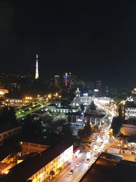 Видовая квартира в центре города, парк горького