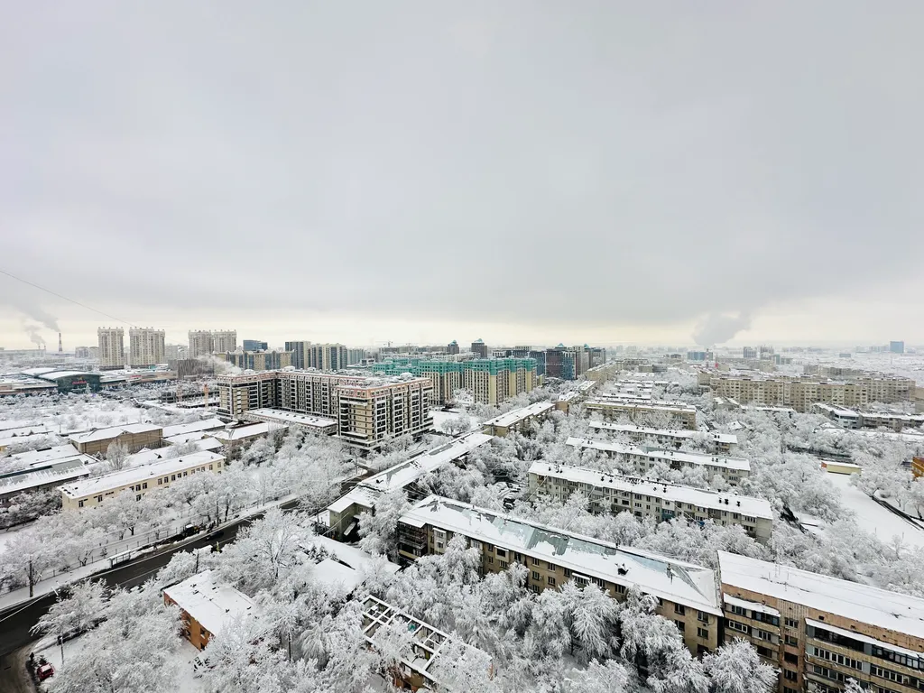 Двухкомнатная квартира с видом на город