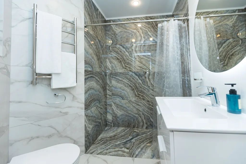 Квартира с 3 спальнями, камином с живым огнём и видом на горы