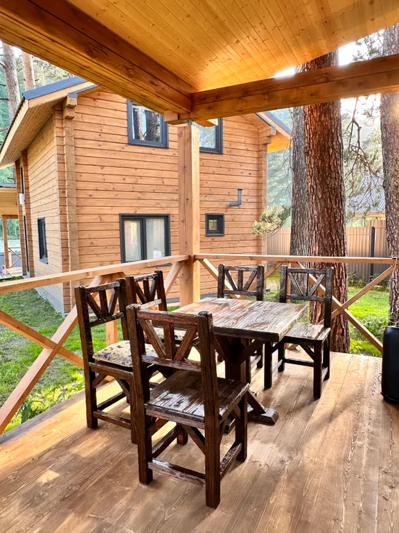 Новый круглогодичный коттедж из бруса на берегу Катуни