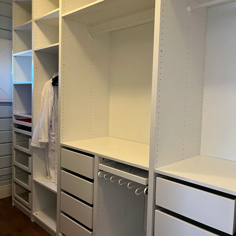 Isotalo - большой дом у озера в карелии, для большой компании