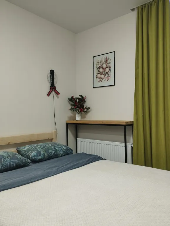 Студия с философским видом на жизнь