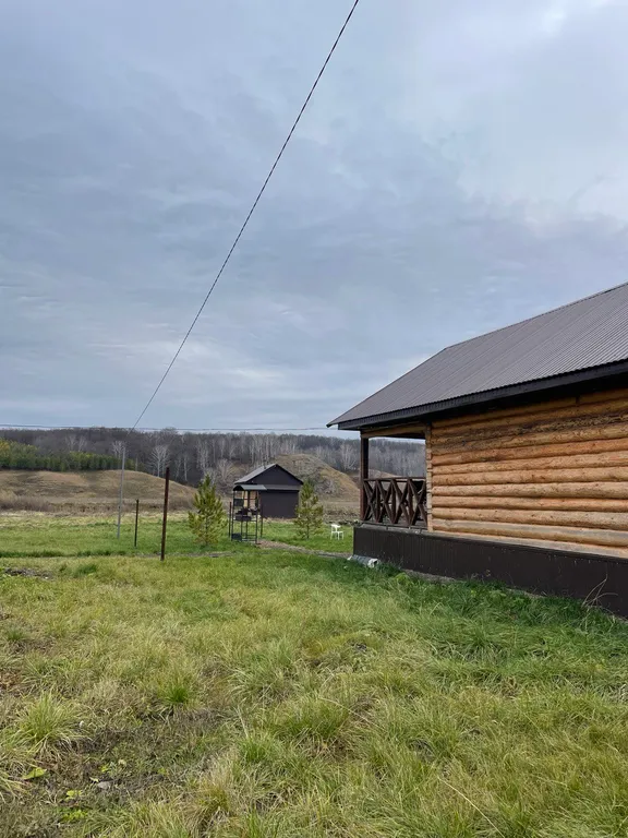 Дом у ручья