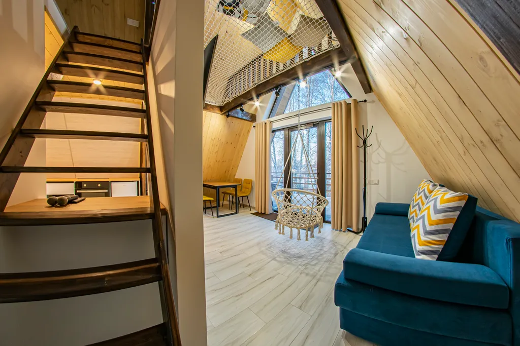 А-фрейм у Озера с чаном и сауной