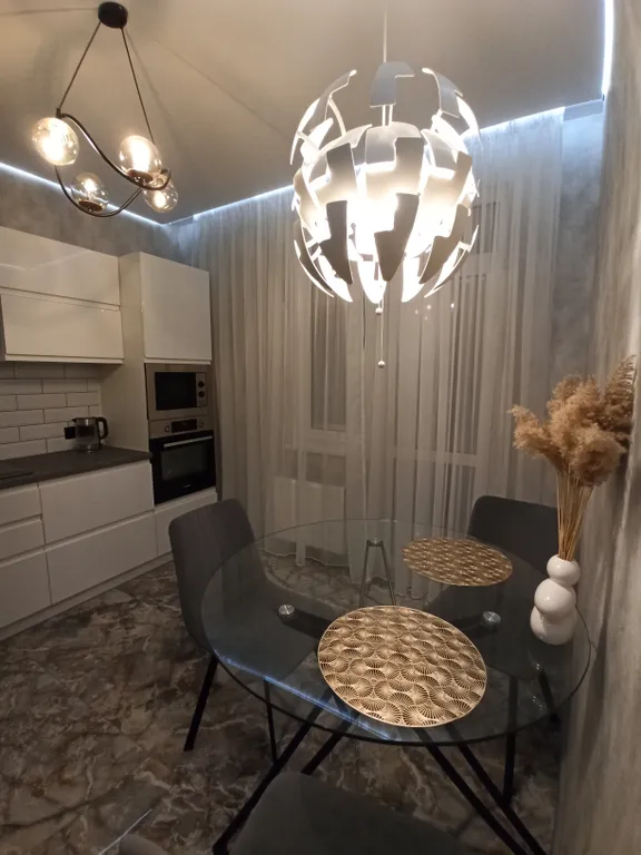 Квартира Квартира с дизайнерским ремонтом — Мирное