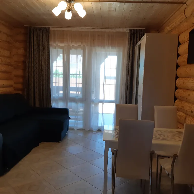 Коттедж Уютный домик со своим двориком — Кучугуры