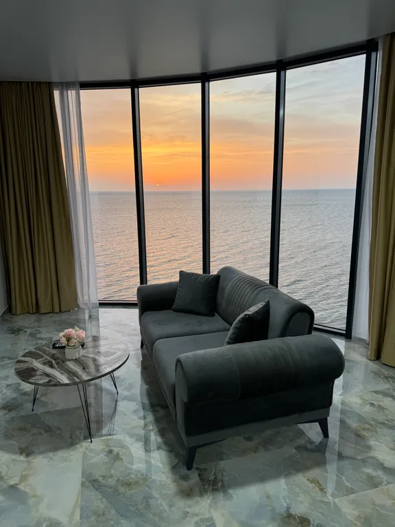 Tropical garden apartments