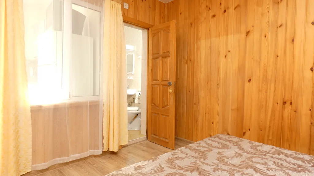 Уютная 2-комнатная квартира в центре поселка с развитой инфраструктурой