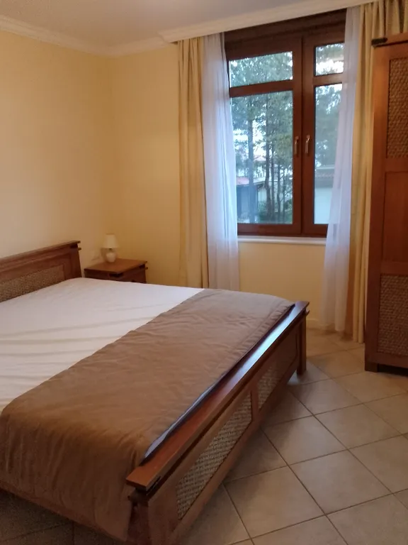 Трехкомнатный люкс в соснах у моря в Санта Марина