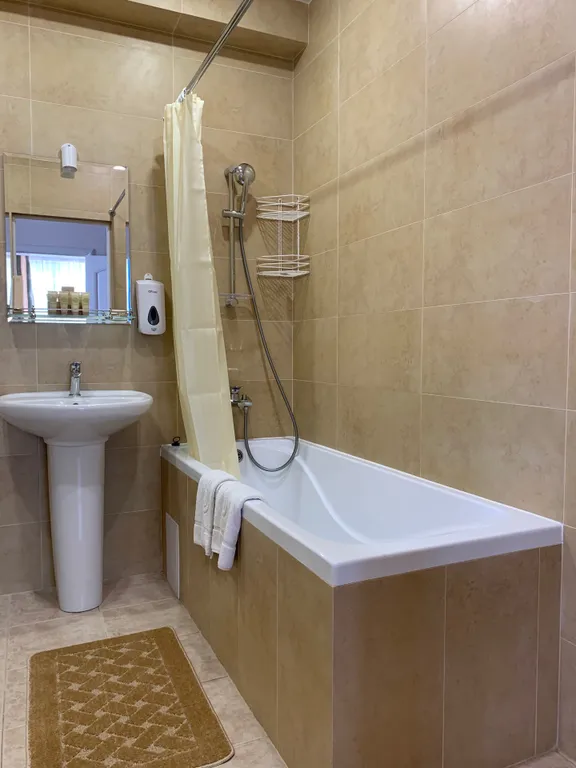 Апартамент шестиместный