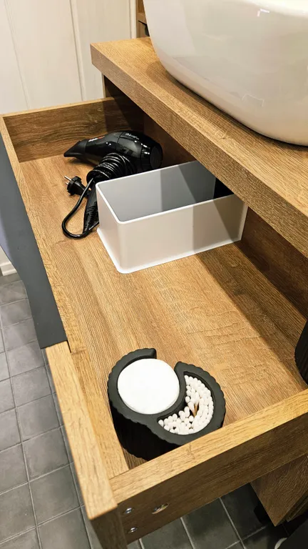 Далеко и надолго